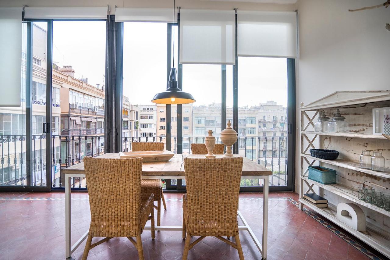 Friendly Rentals Gran Via Barcelona Luaran gambar