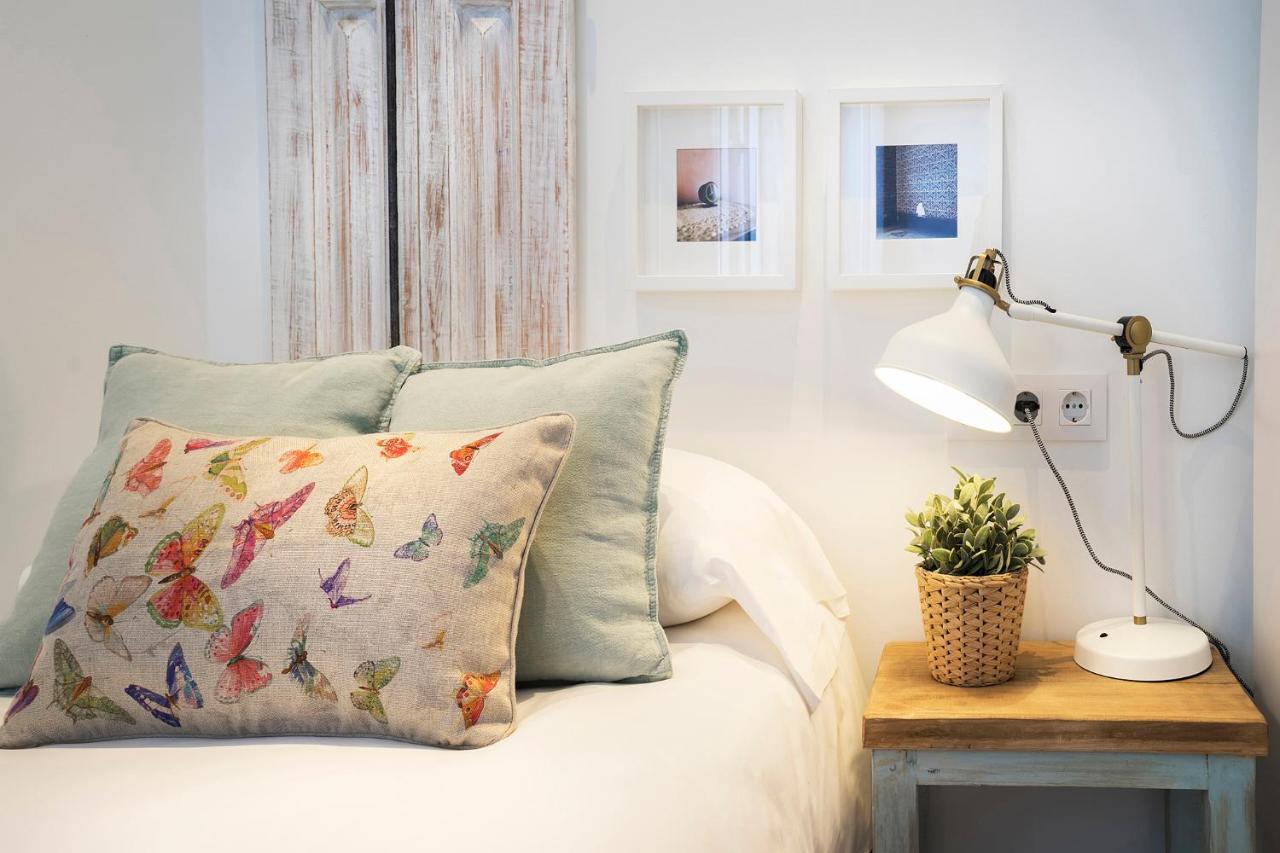 Friendly Rentals Gran Via Barcelona Luaran gambar