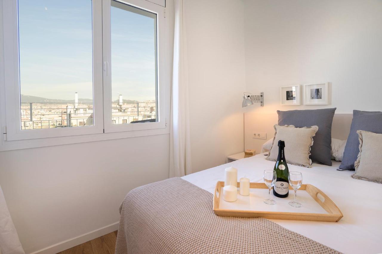 Friendly Rentals Gran Via Barcelona Luaran gambar