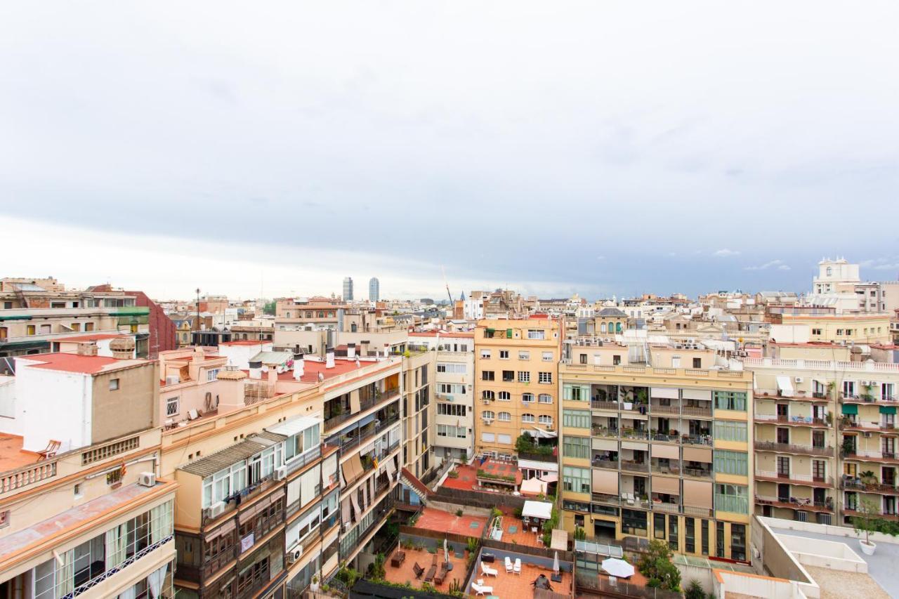 Friendly Rentals Gran Via Barcelona Luaran gambar