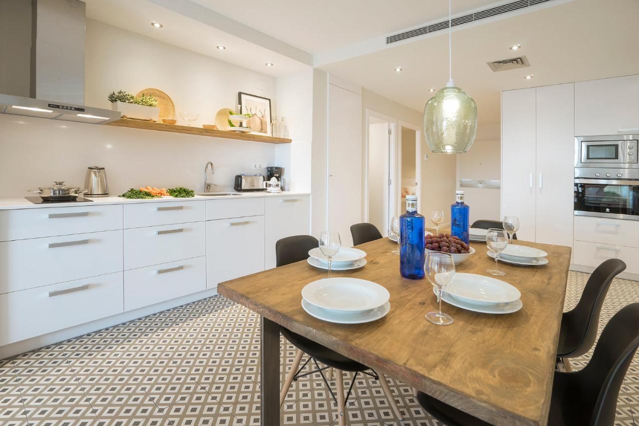 Friendly Rentals Gran Via Barcelona Luaran gambar