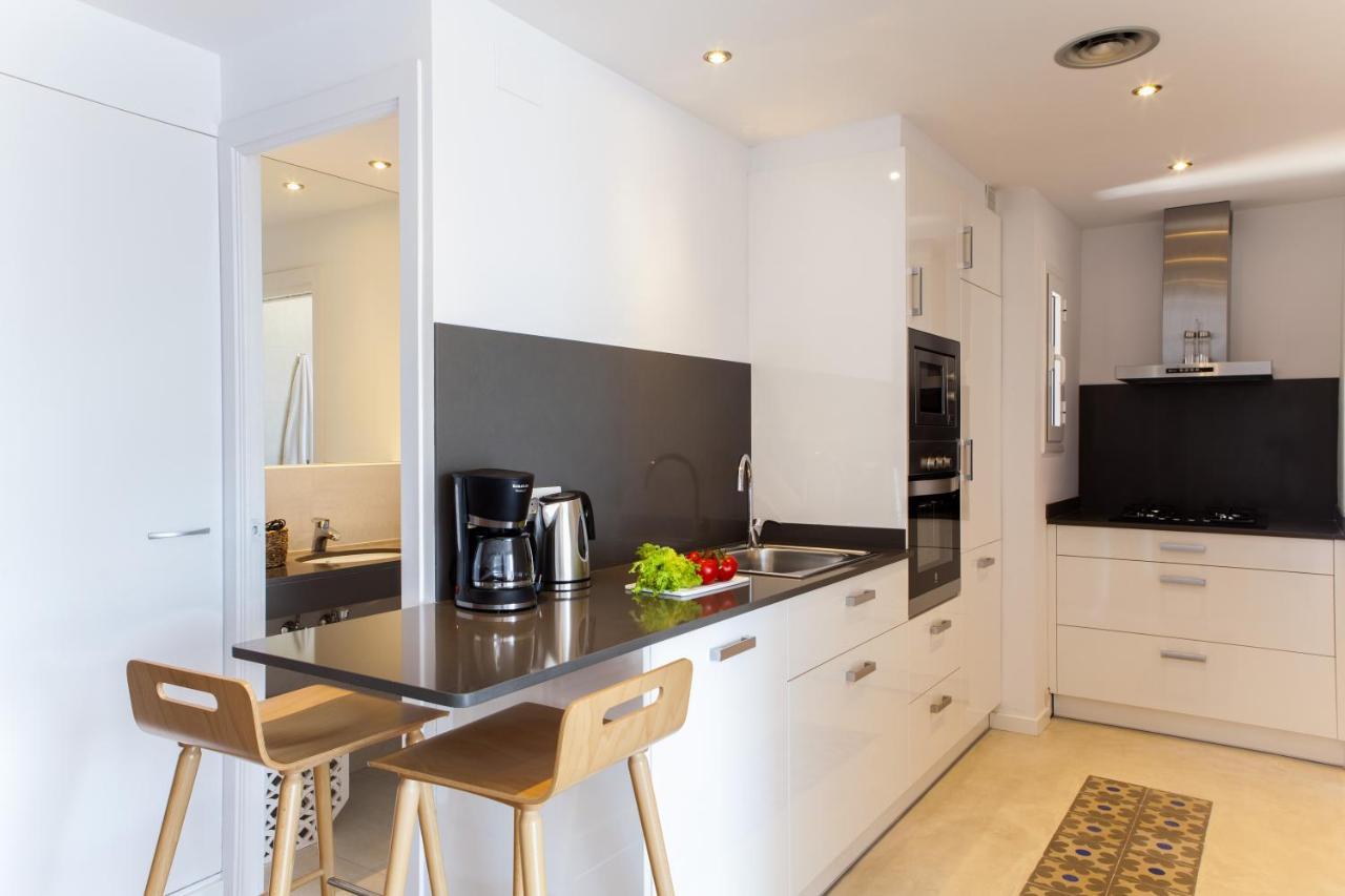 Friendly Rentals Gran Via Barcelona Luaran gambar