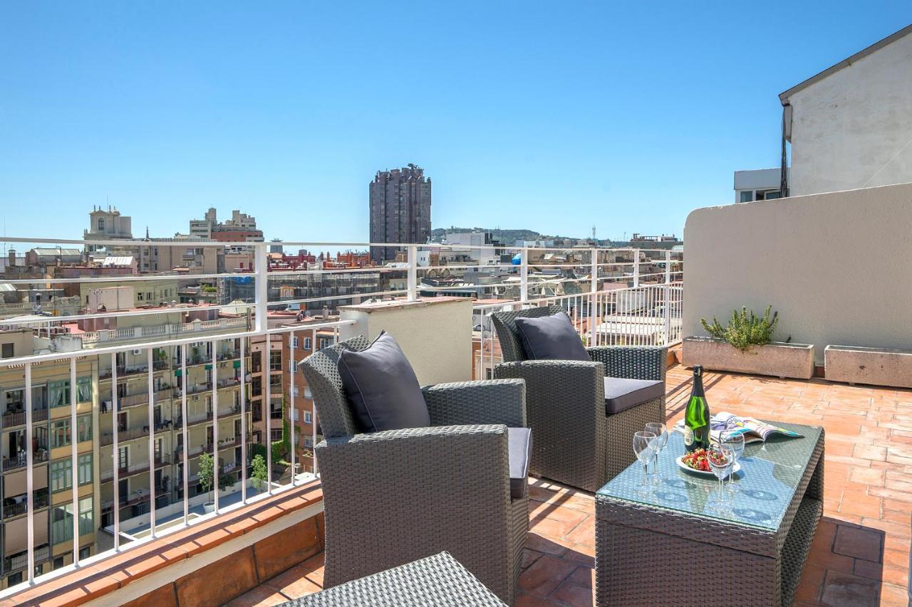 Friendly Rentals Gran Via Barcelona Luaran gambar