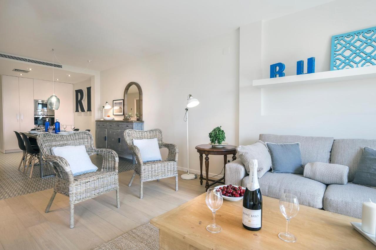 Friendly Rentals Gran Via Barcelona Luaran gambar